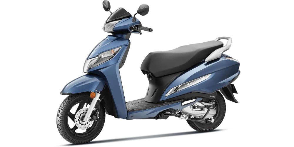 Vespa UC 125 Best Scooter For Women